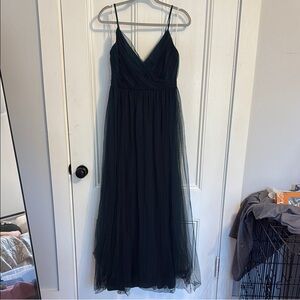 Elegant emerald green Evening Gown